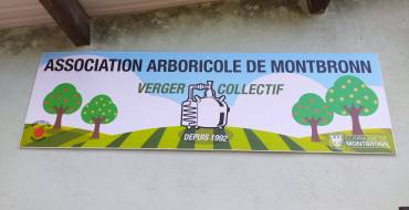 Installation des nouveaux visuels du verger